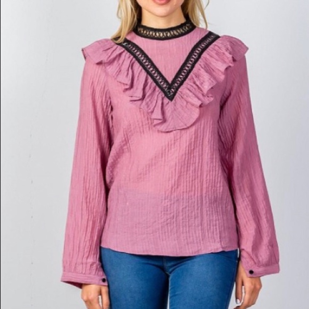 Ruffled long sleeve cotton blouse